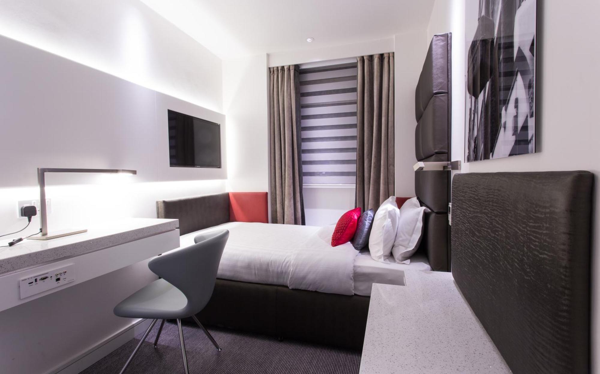 Single Room,1215443848:JPEG